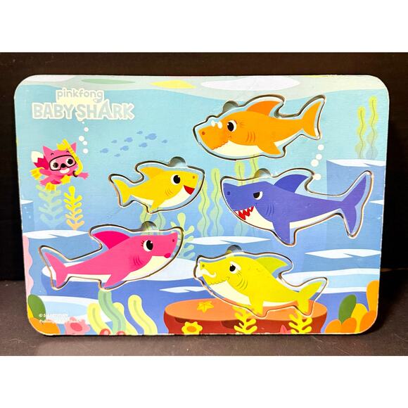 Pinkfong Baby Shark wooden puzzle - Picture 1 of 2